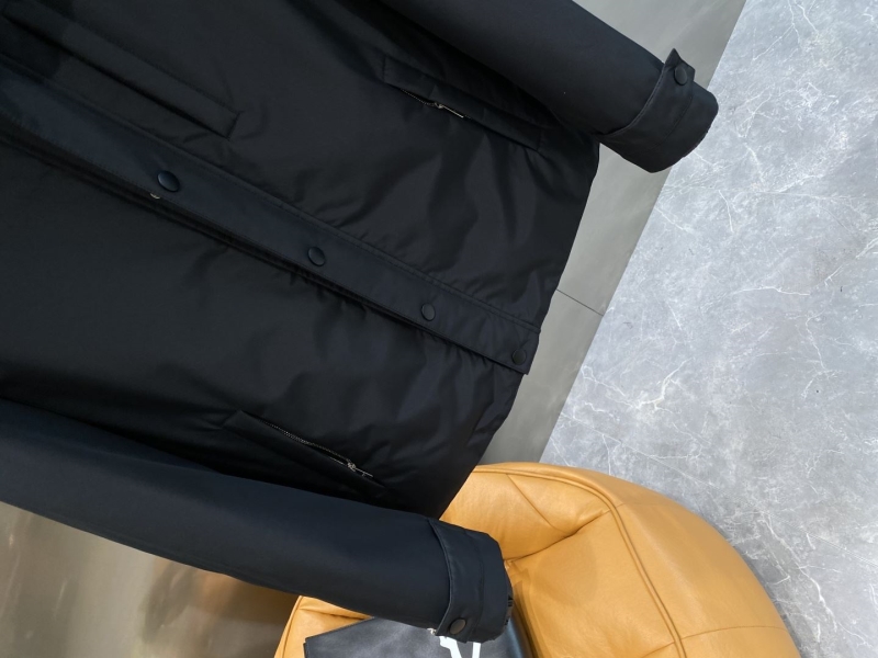 Pra*a down jacket